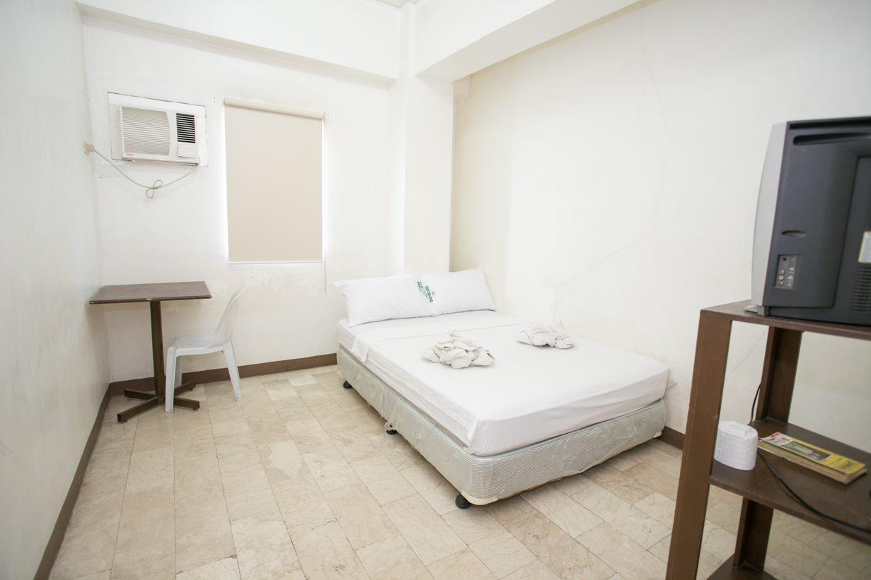 Gv Hotel - Dipolog Exterior photo